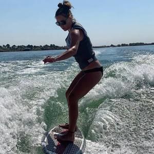 Meet your Posher, Holly